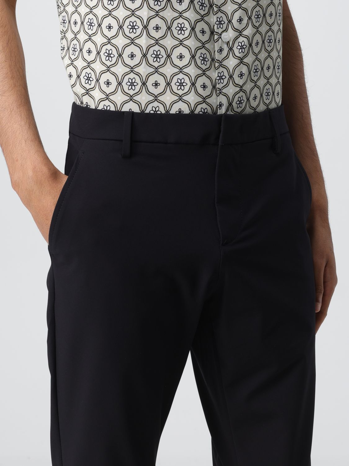 Pants Men color Black