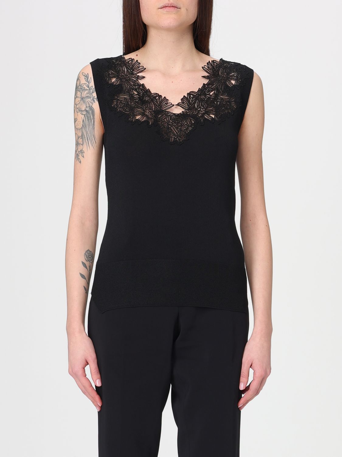 Top Woman color Black