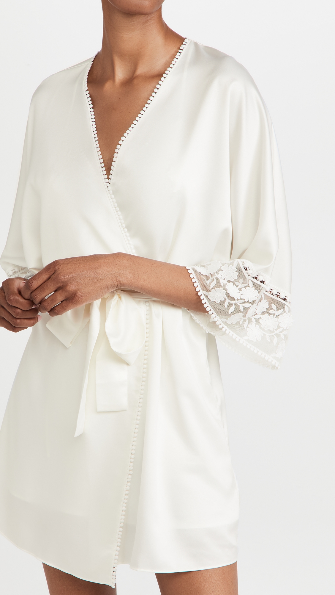 Kylie Charmeuse Wrap with Lace Ivory L