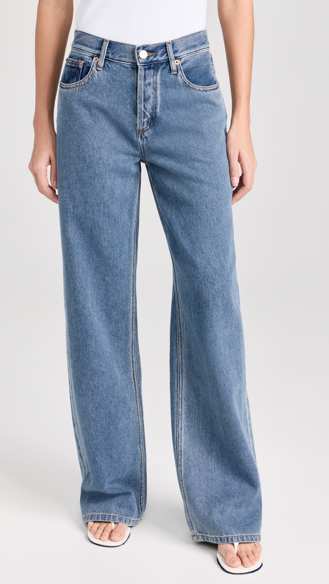 Walker in Cloud Classic Blue Jeans Cloud Classic Blue