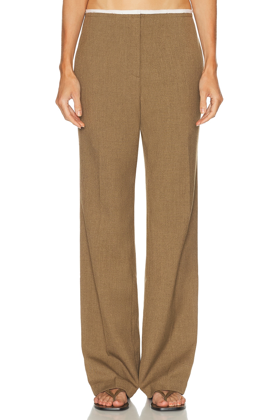 EAVES Lyla Decon Trouser in olive - Olive. S also in