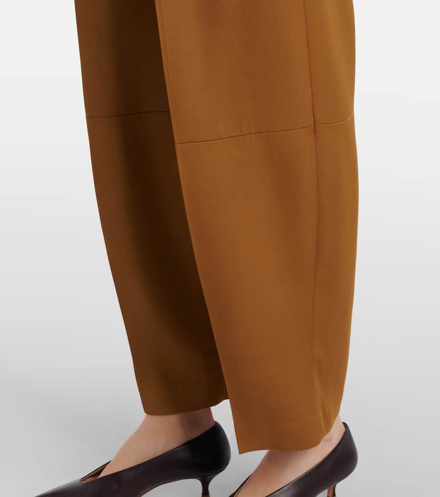 Dash cropped barrel-leg pants