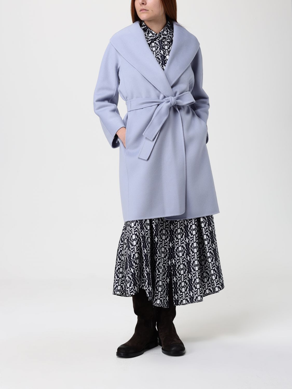 Dress Woman color White