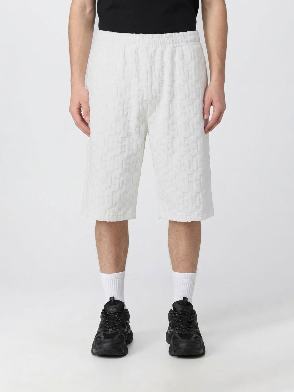 Shorts Men color White