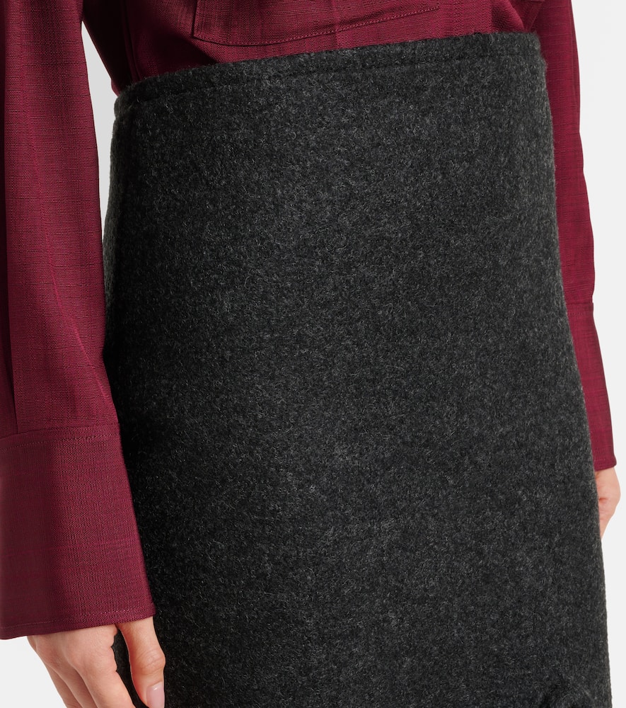 Padded high-rise wool pencil skirt