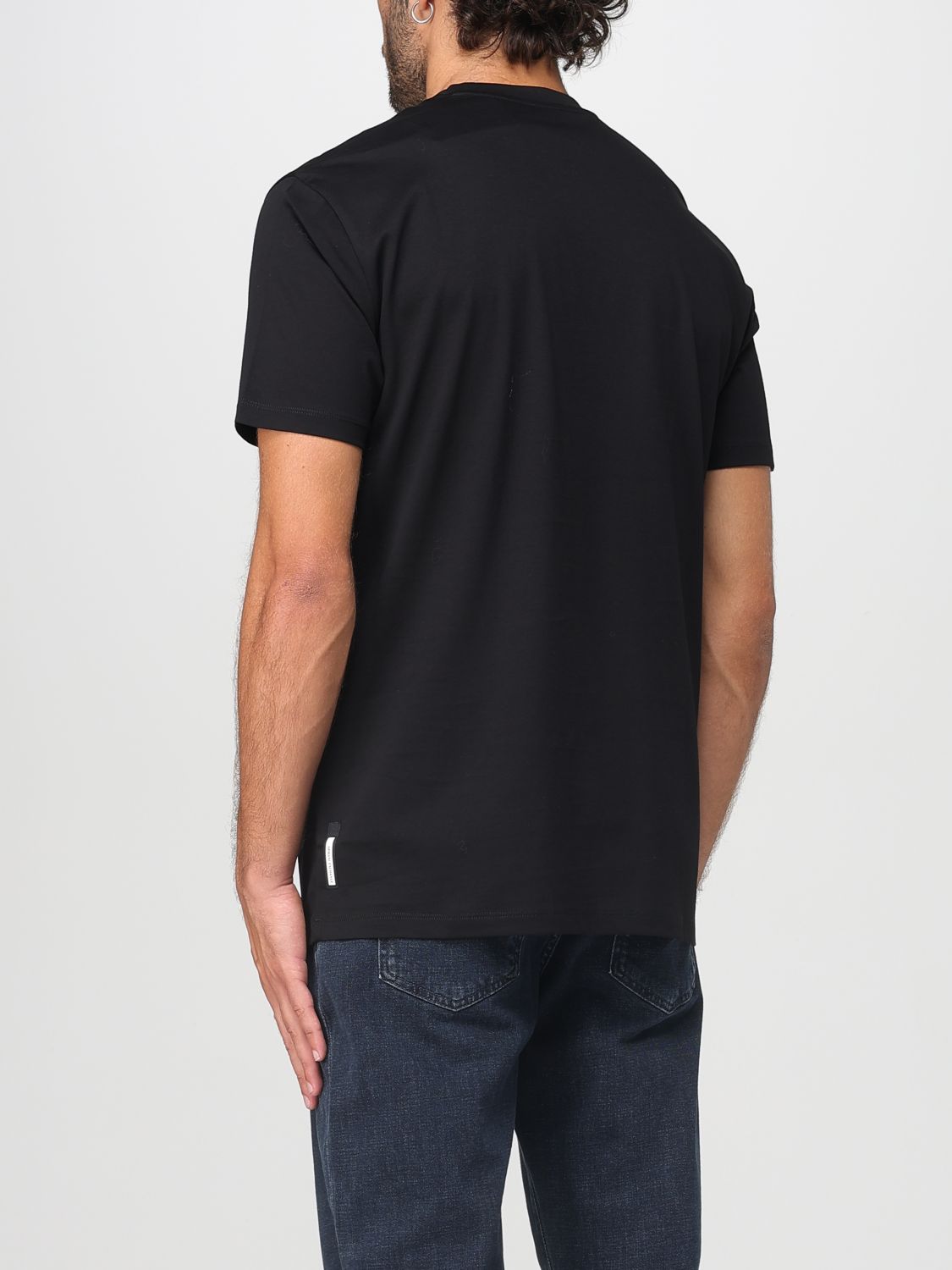 T-Shirt Men color Black