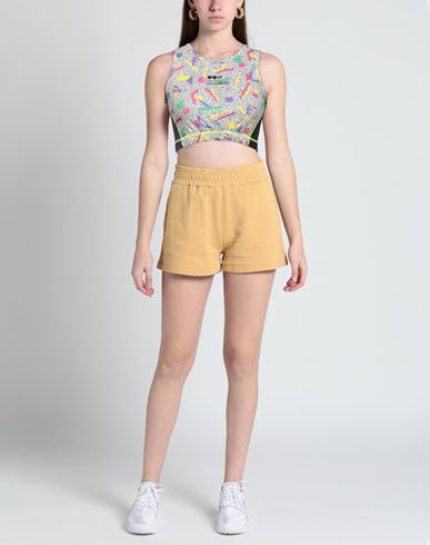 Woman Top White
