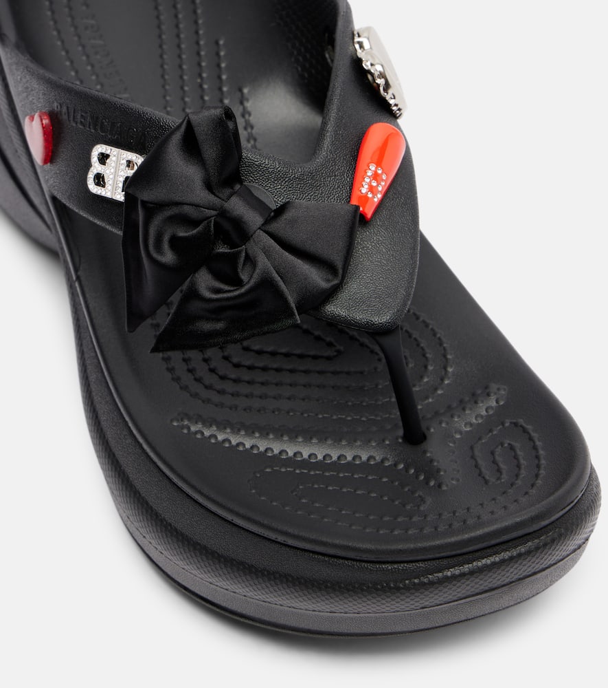 X Crocs Jibbitz platform thong sandals