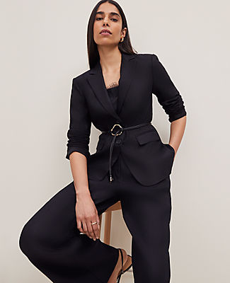 Ann Taylor The Notched Two Button Fitted Blazer in Linen Blend