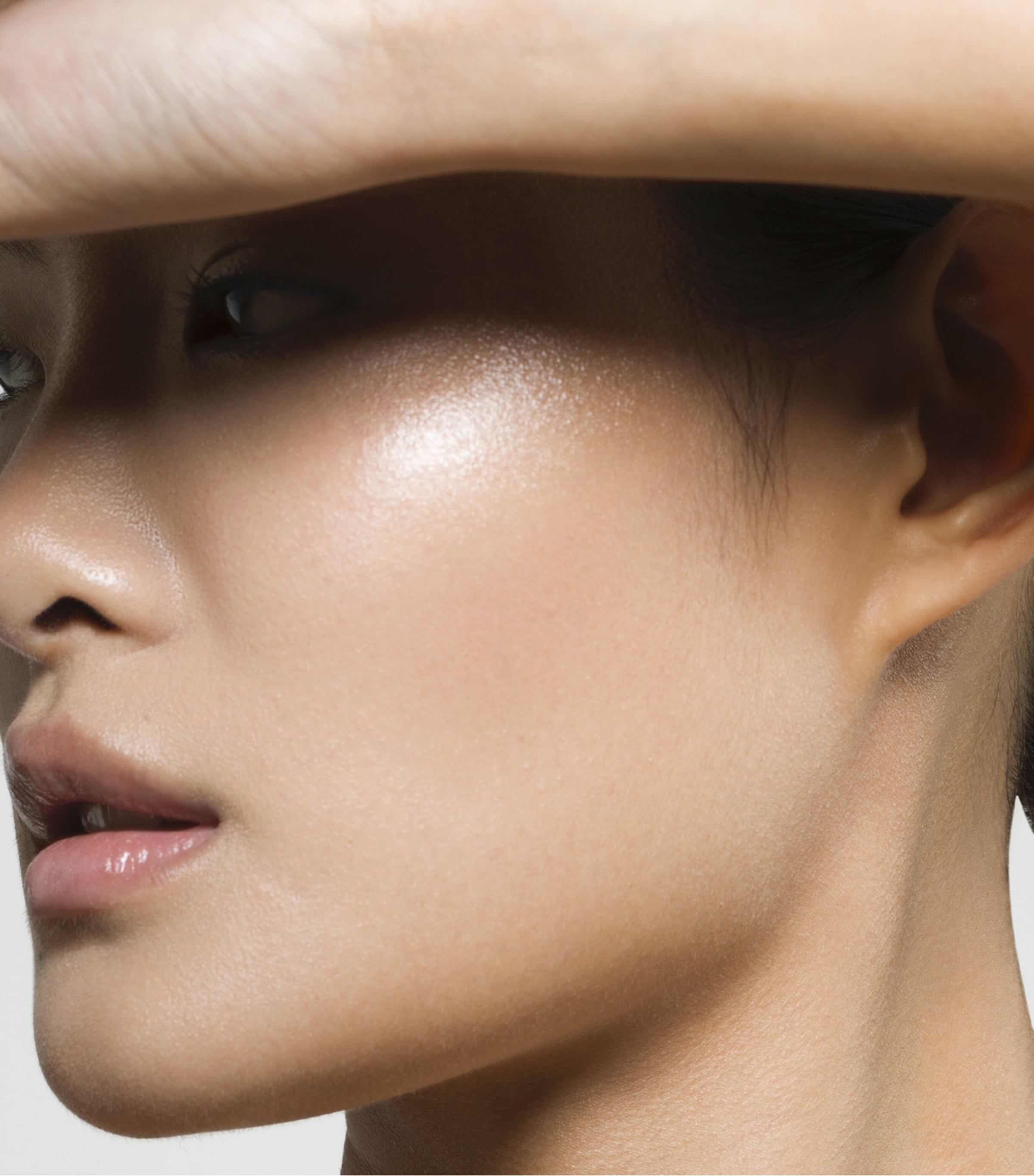 The Absolute Intense Renewal Serum