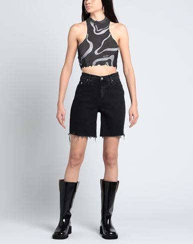 Woman Top Black