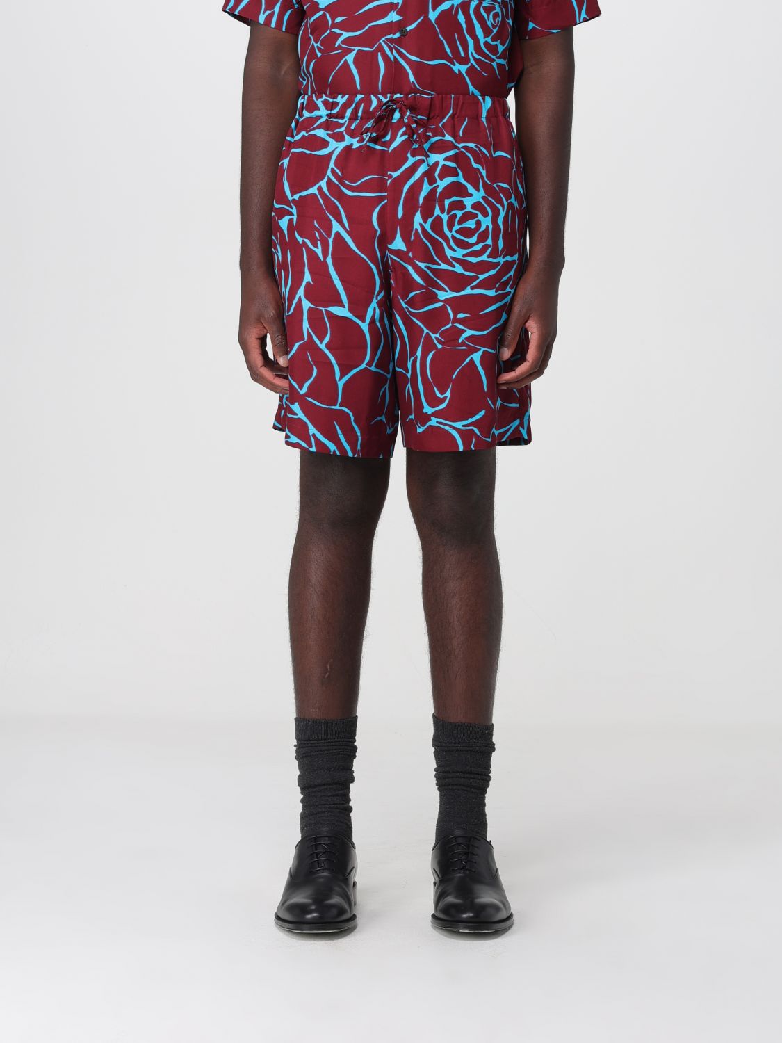 Shorts Men color Burgundy