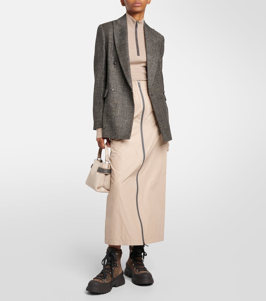Wool and cashmere sweater