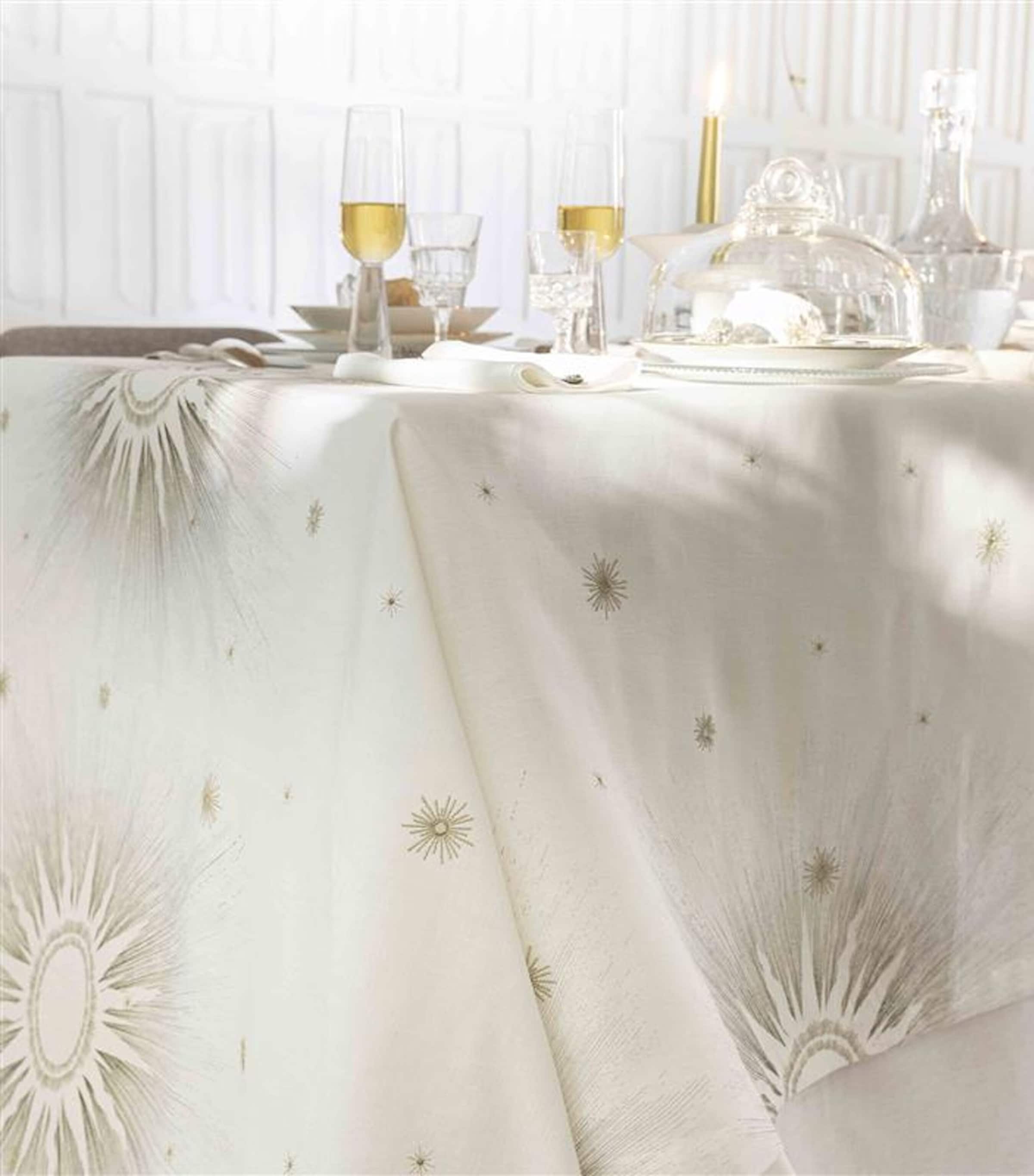 Linen Poussiere D'étoile Tablecloth