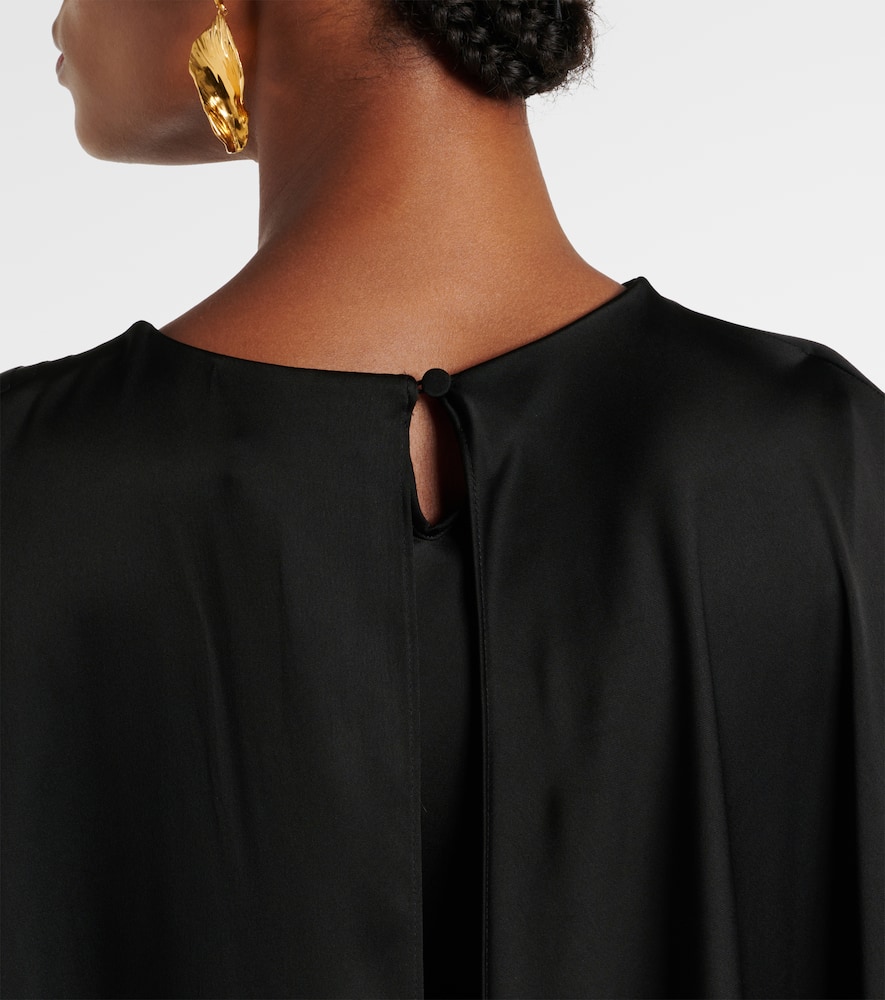 Izel satin gown