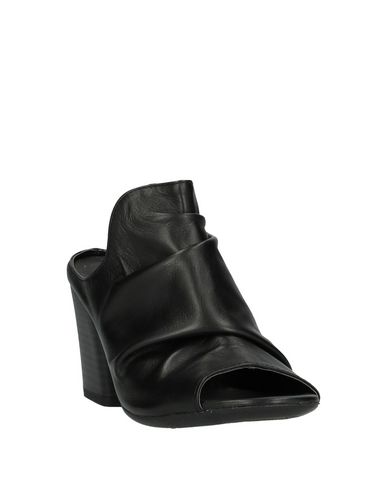 Woman Sandals Black Size 6 Leather