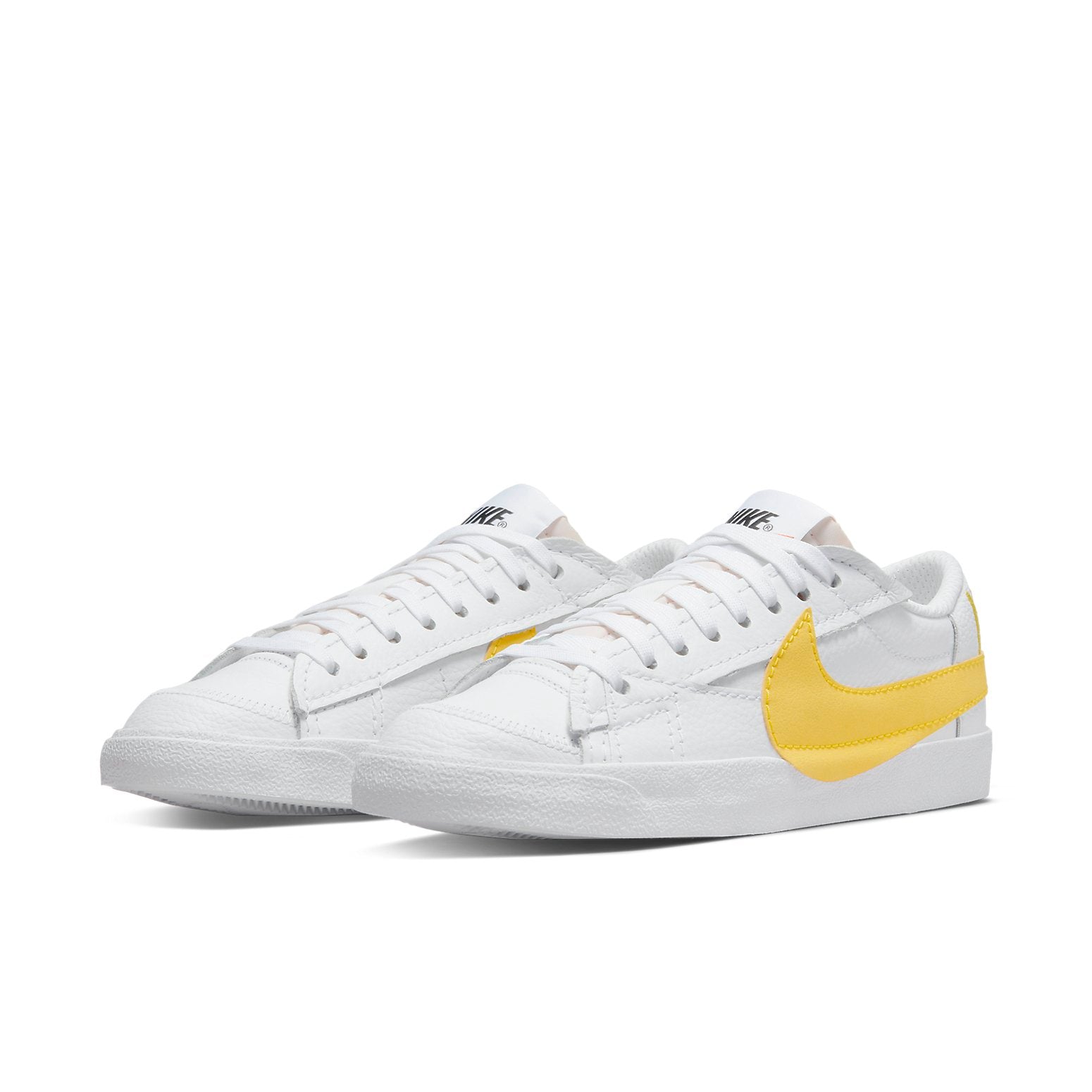 Blazer Low Jumbo 'White Vivid Sulfur'