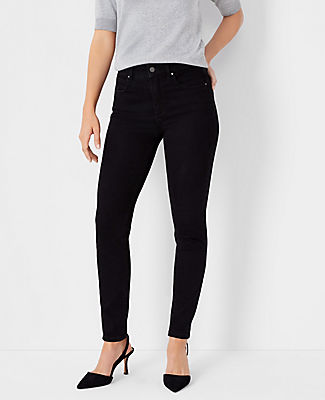 Ann Taylor Mid Rise Skinny Jeans in Jet Black Wash - Curvy Fit