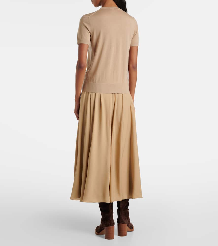Cashmere sweater