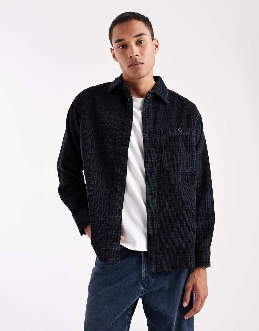 Corduroy overshirt in black plaid
