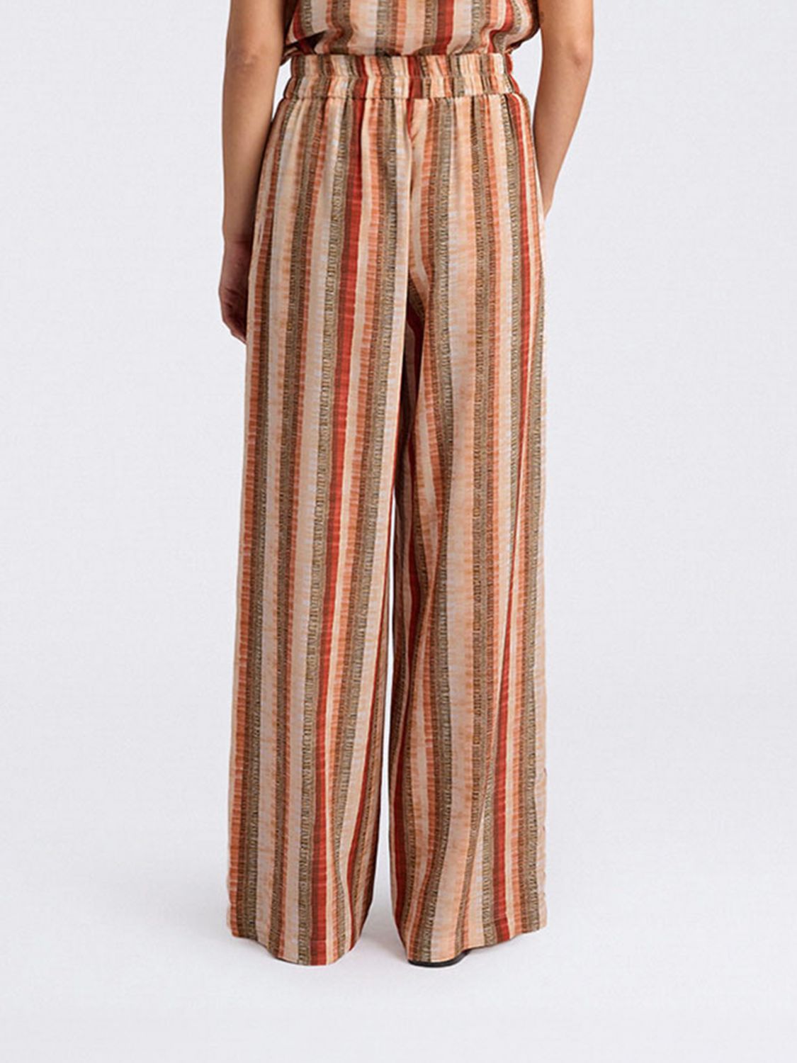 MOMONÌ Pants Woman color Orange
