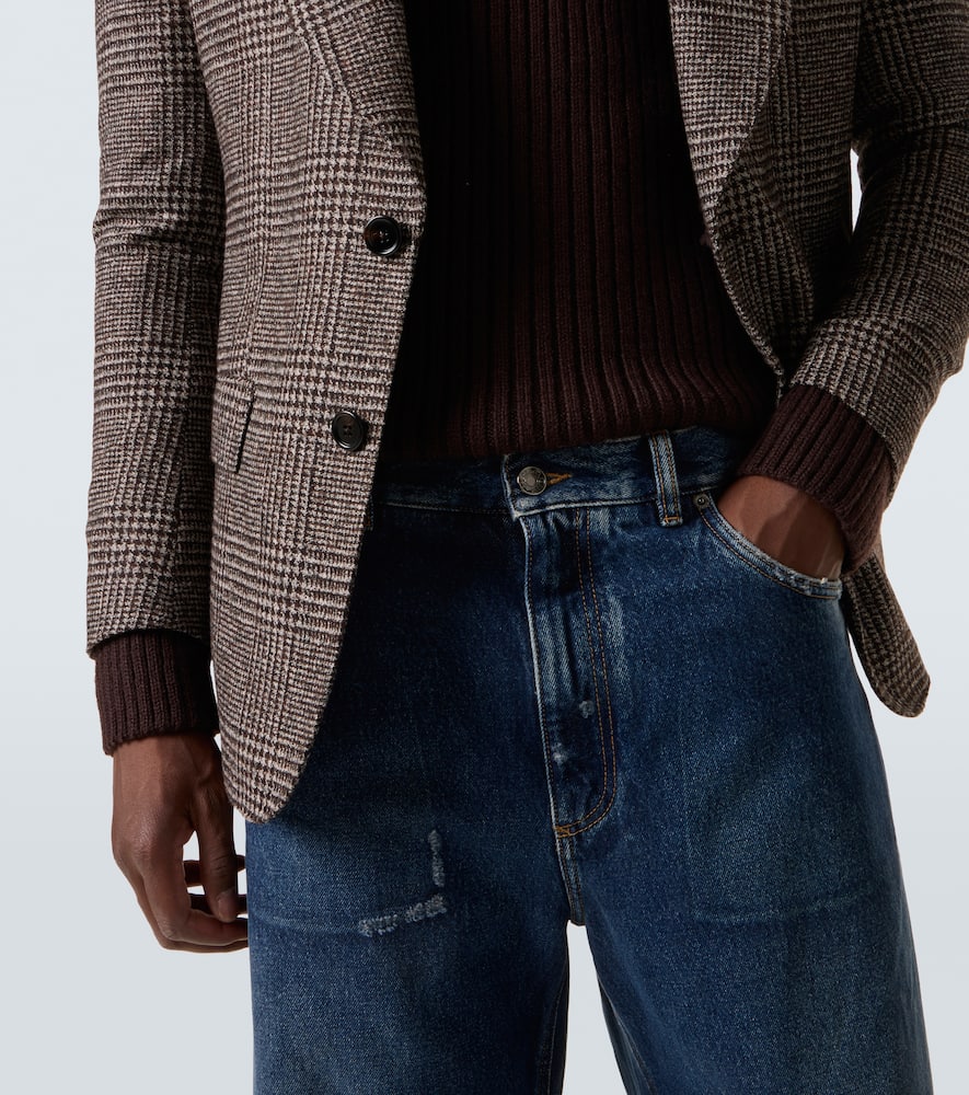 Low-rise wide-leg jeans
