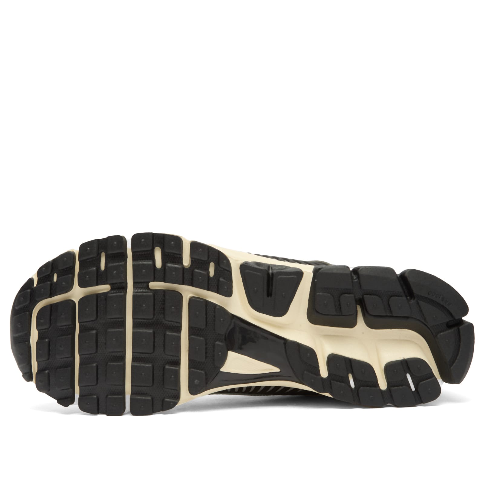 Vomero 5 Chrome Sneaker in Black/Chrome/White