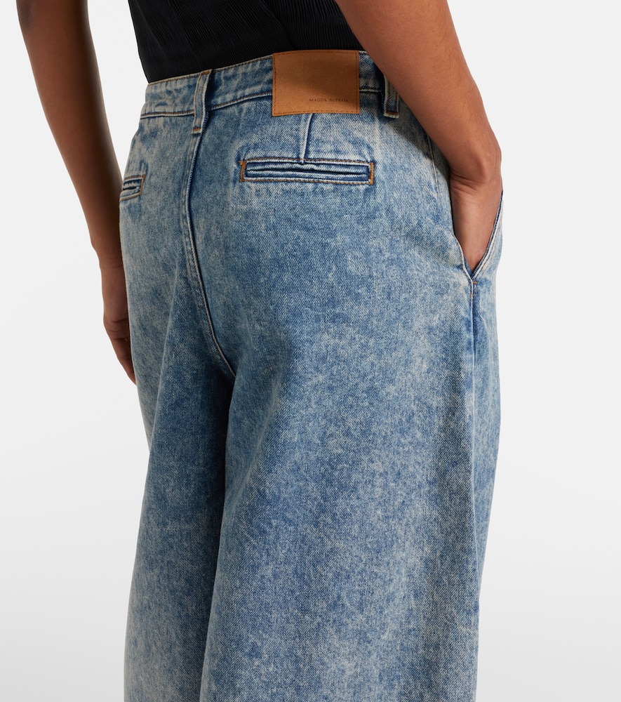 Barrel-leg jeans