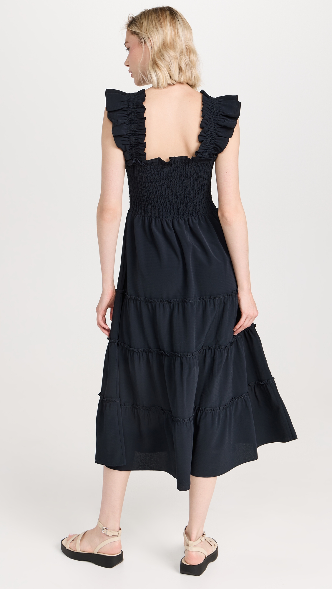 The Ellie Crepe Nap Dress Black