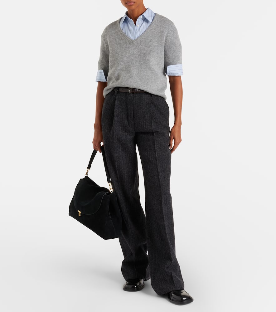 Wool and cashmere sweater