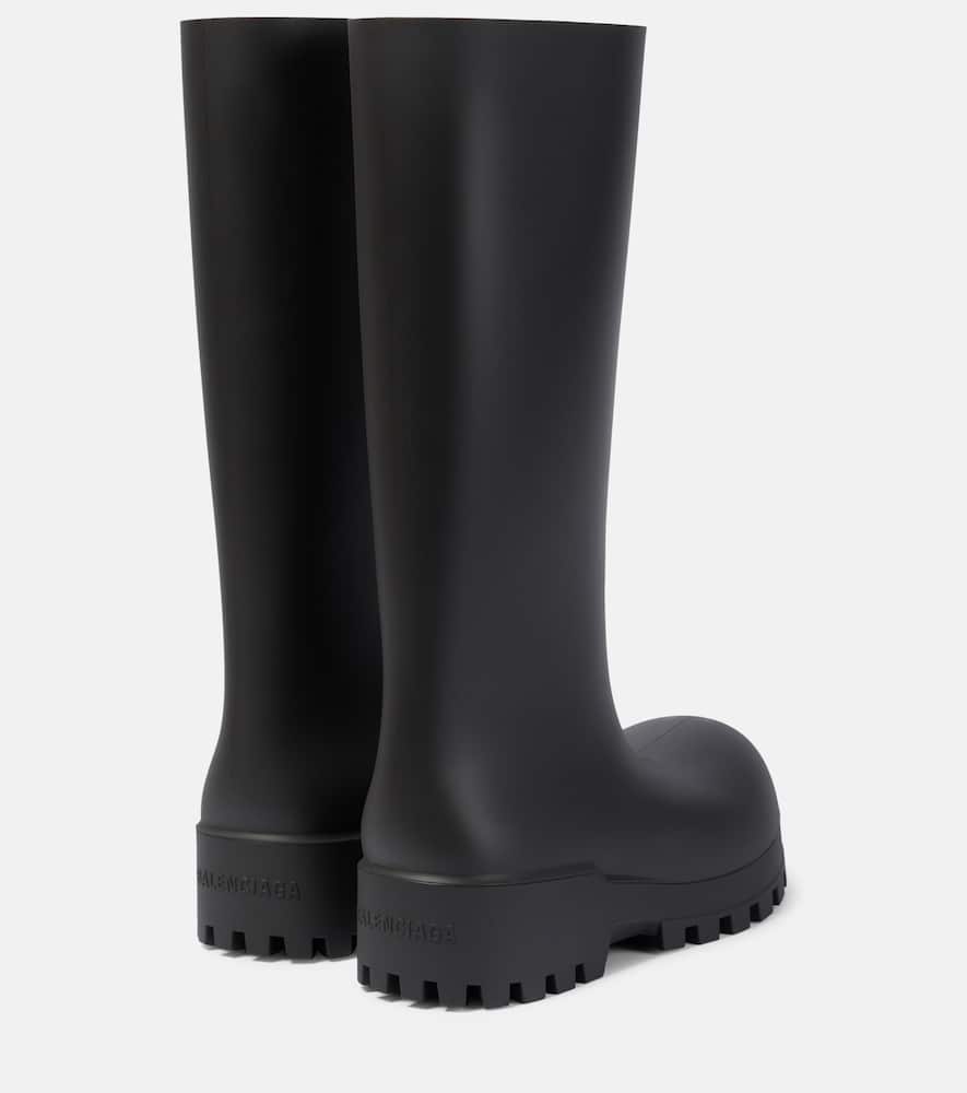 Bulldozer rain boots