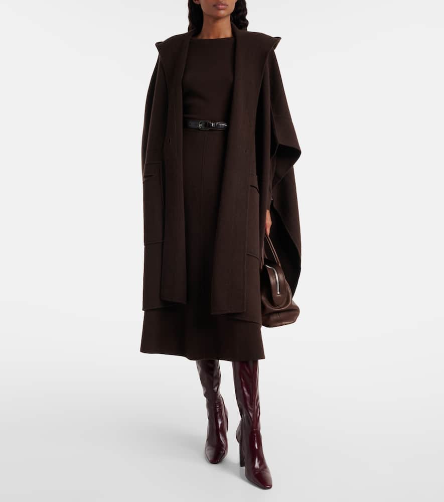 Hooded wool and cashmere cape