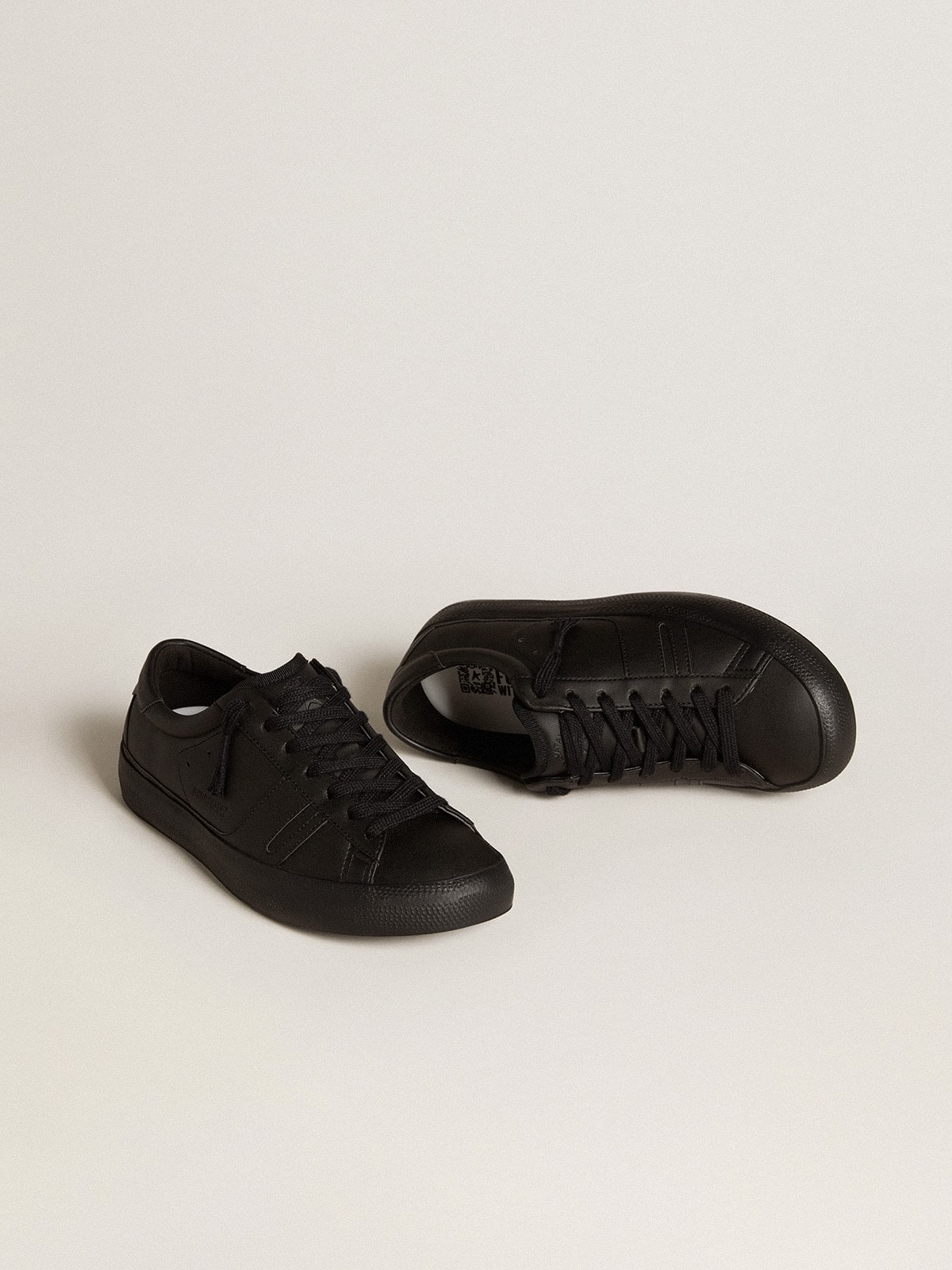 Golden Goose - Yatay Model 1b Sustainable Sneakers With Bio-based Upper And Black Y