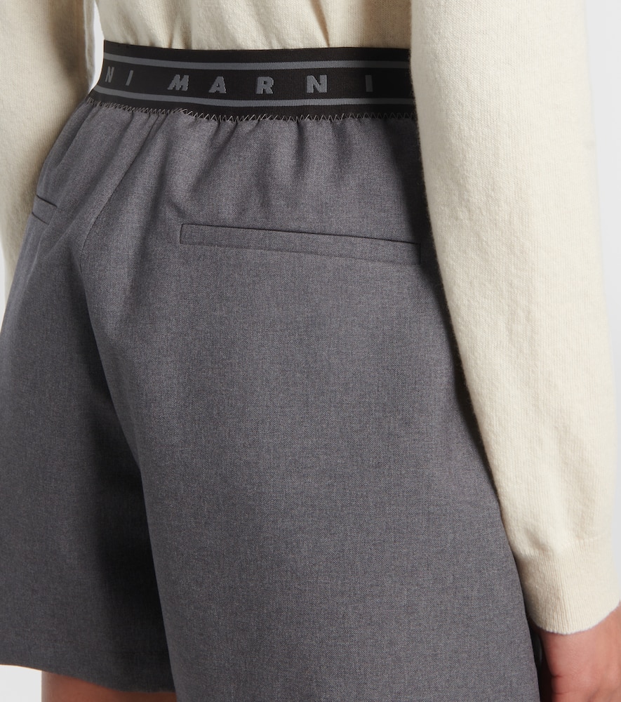 Virigin wool shorts