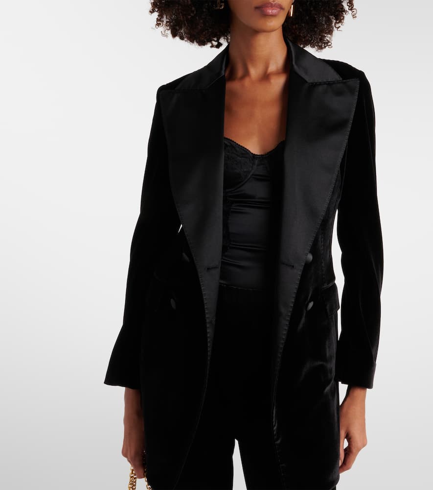 Double-breasted velvet blazer