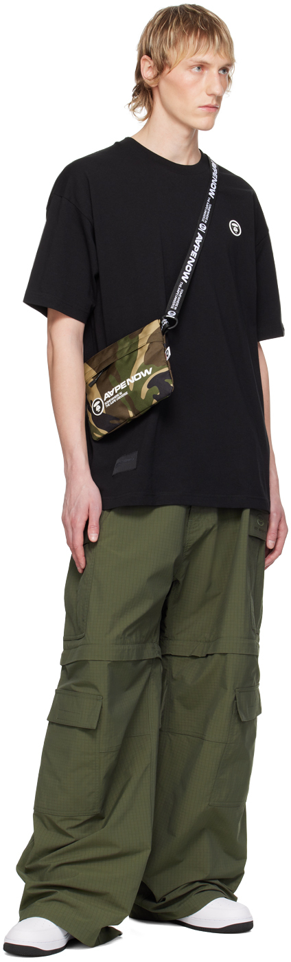 AAPE by A Bathing Ape 남성 그린 문페이스 패치 카모 메신저백 241547M170000