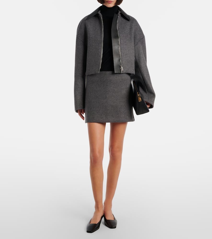 Vacuo cropped virgin wool jacket