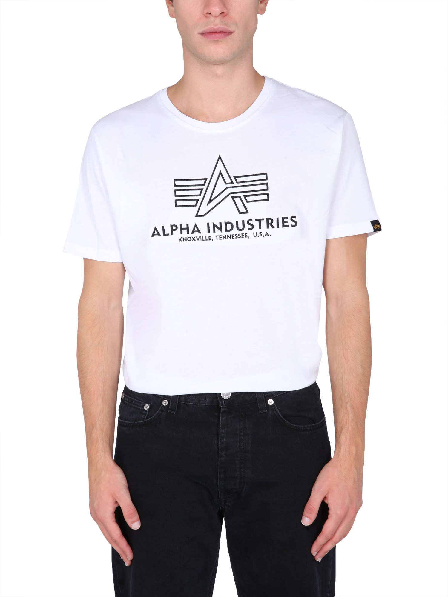 T-shirt with embroidered logo