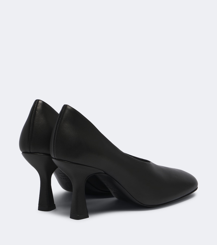 Berlin leather pumps