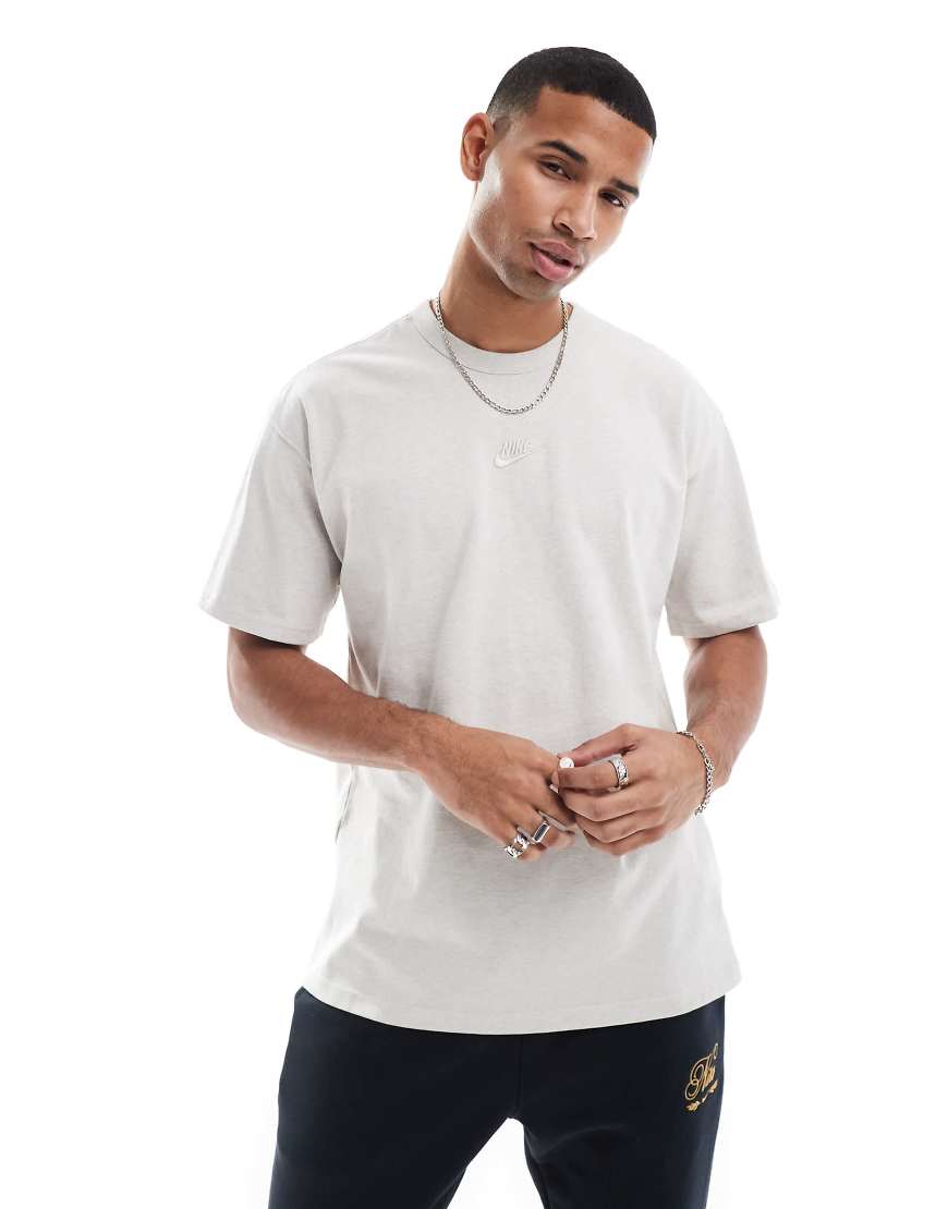 Premium Essential t-shirt in light beige-Neutral