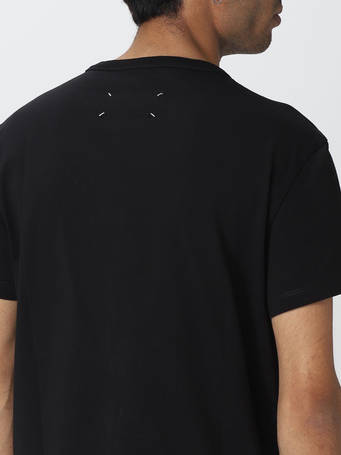 T-Shirt Men color Black