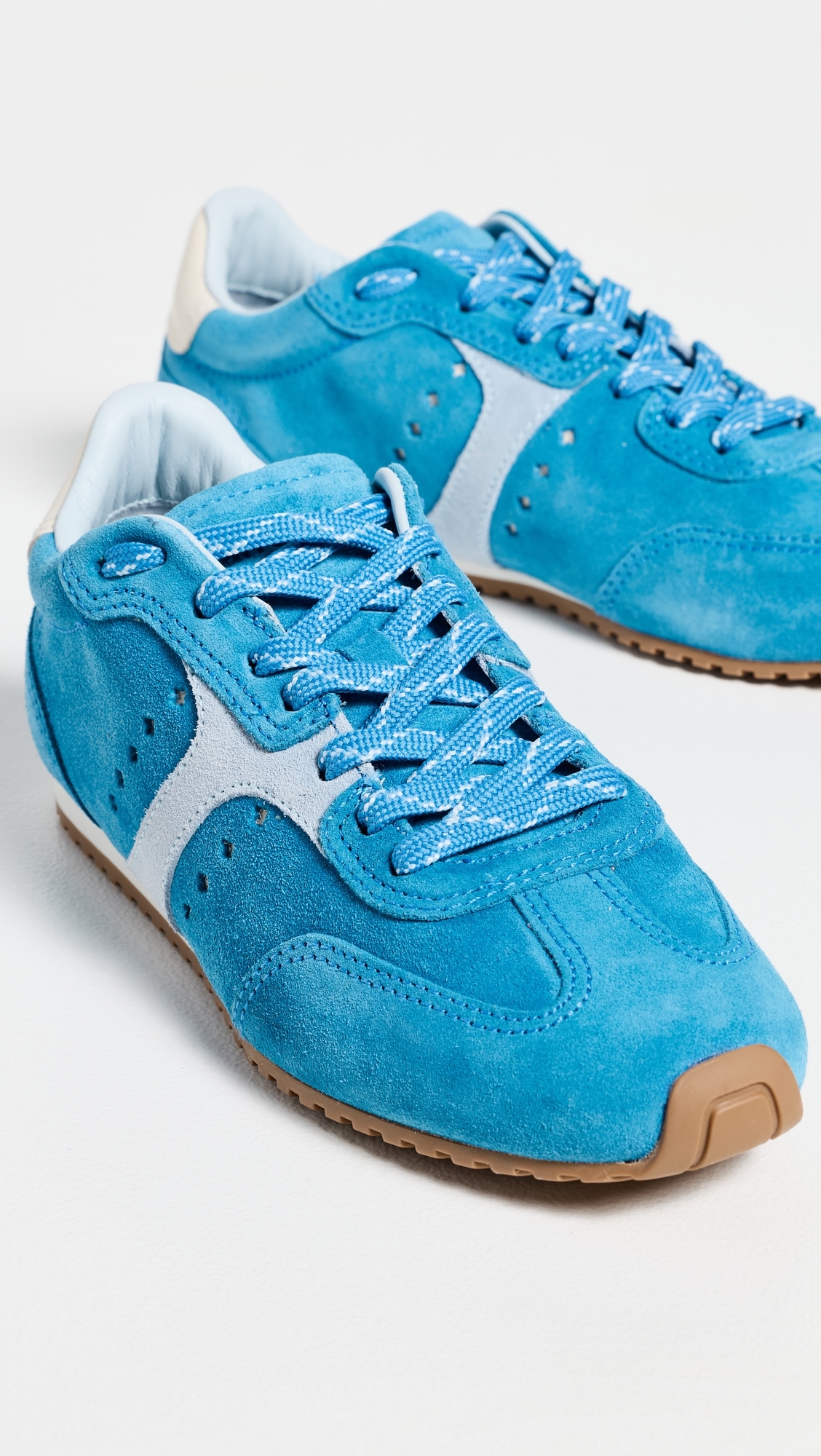 Stella Sneakers Azure Suede