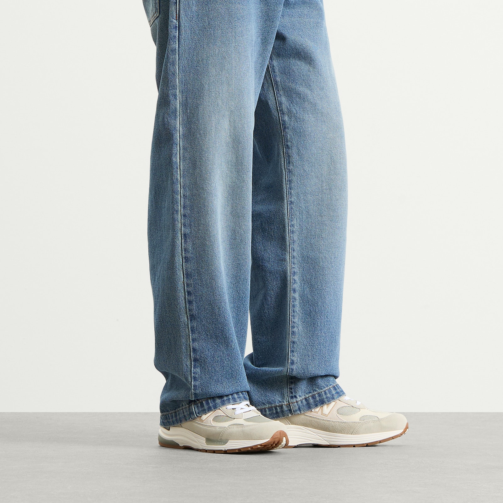 U992720 Made in USA Sneaker in Olivine