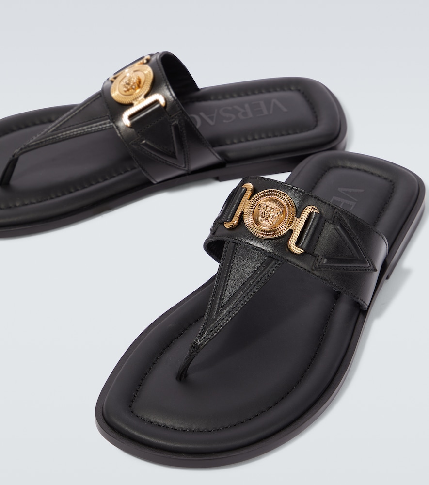 Medusa leather thong sandals