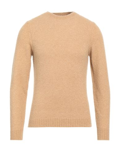 Man Sweater Sand