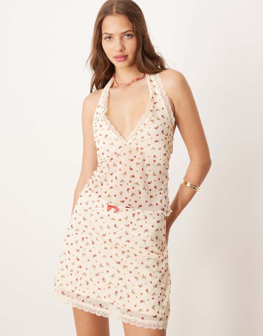 Mesh plunge halter neck top with lace trim in ditsy floral print-Multi
