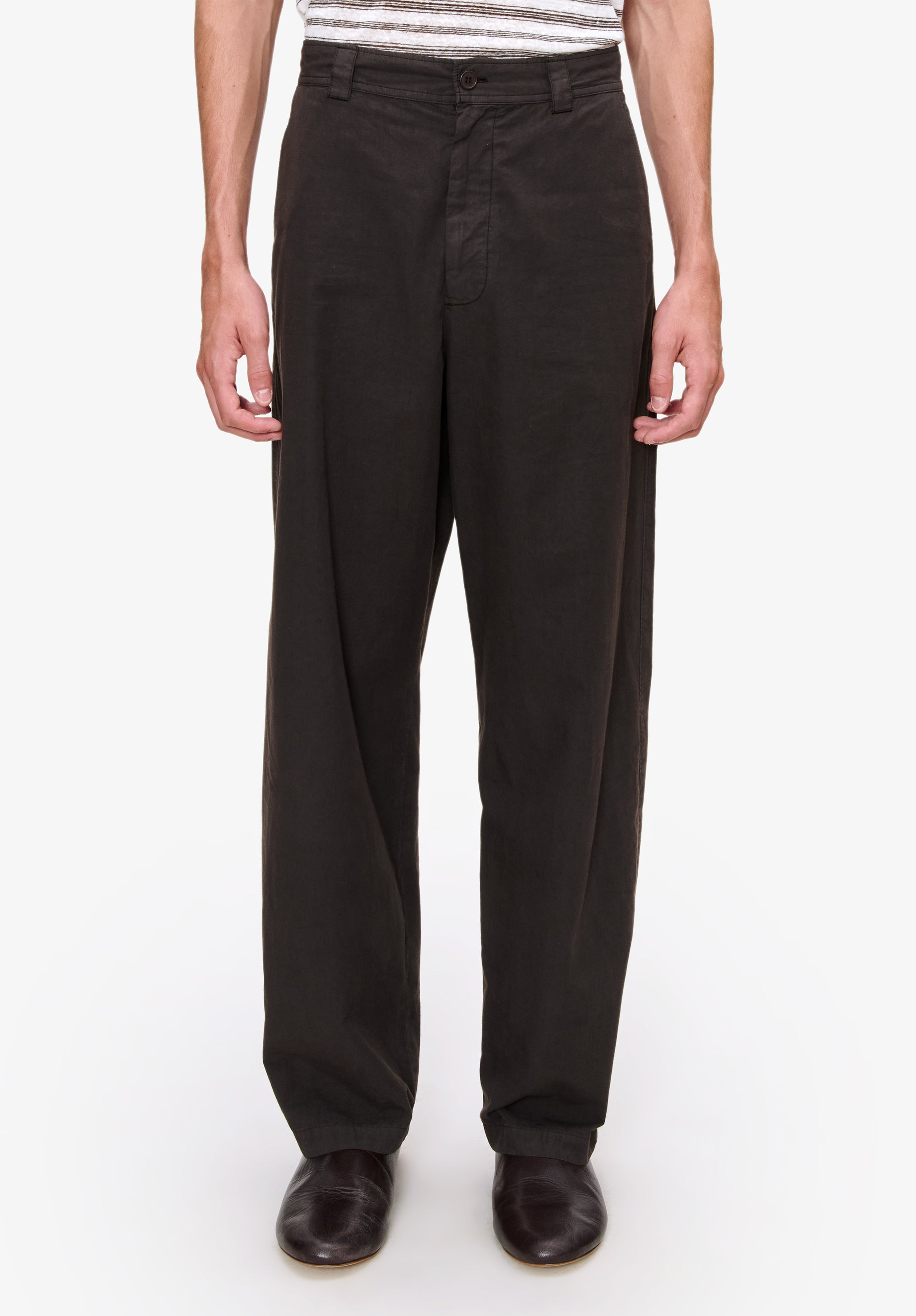 A. P.C. Men's Dan chinos Size: 44 in Dark chestnut brown