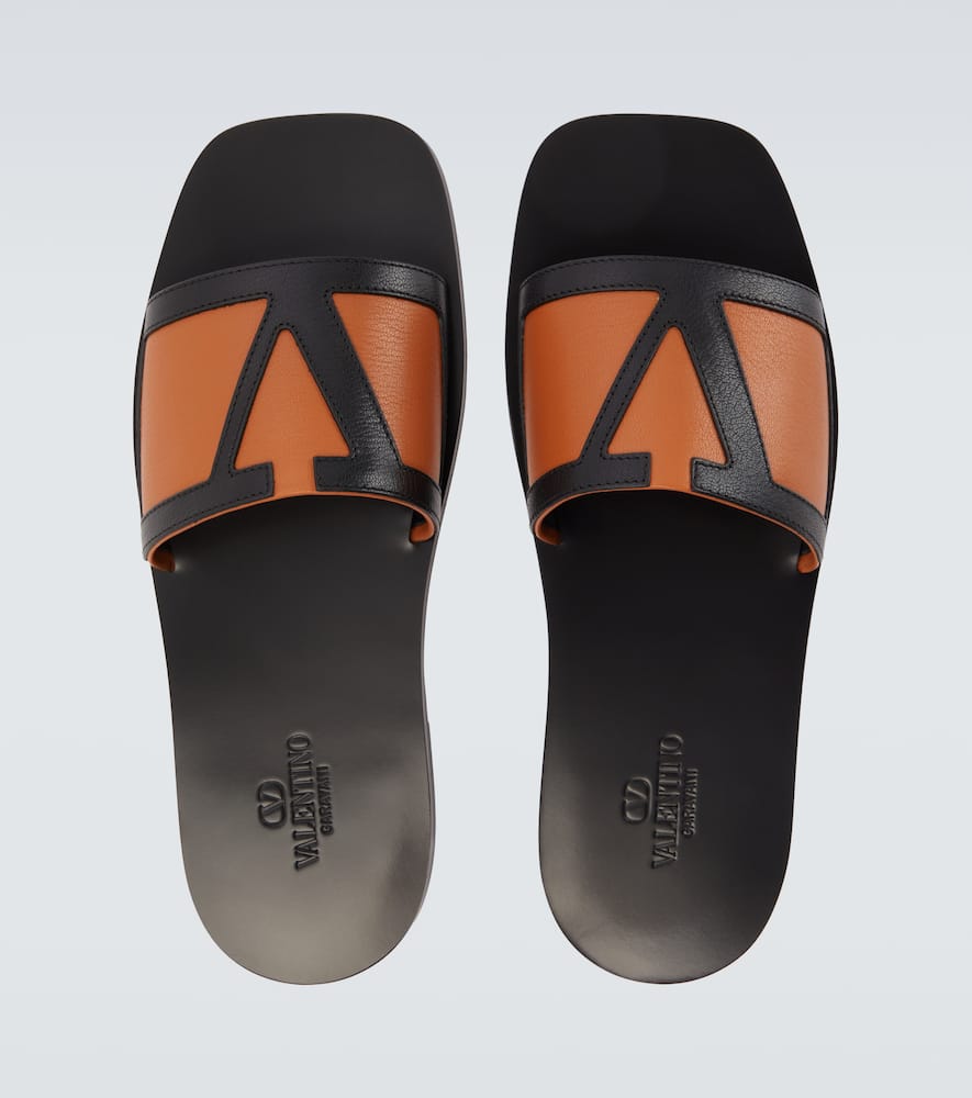 Viva Superstar leather slides