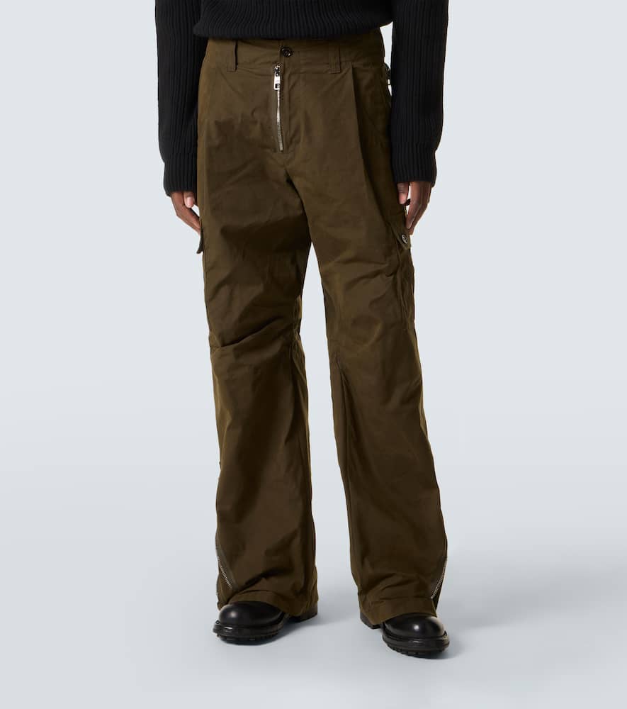 Zip-up cargo pants