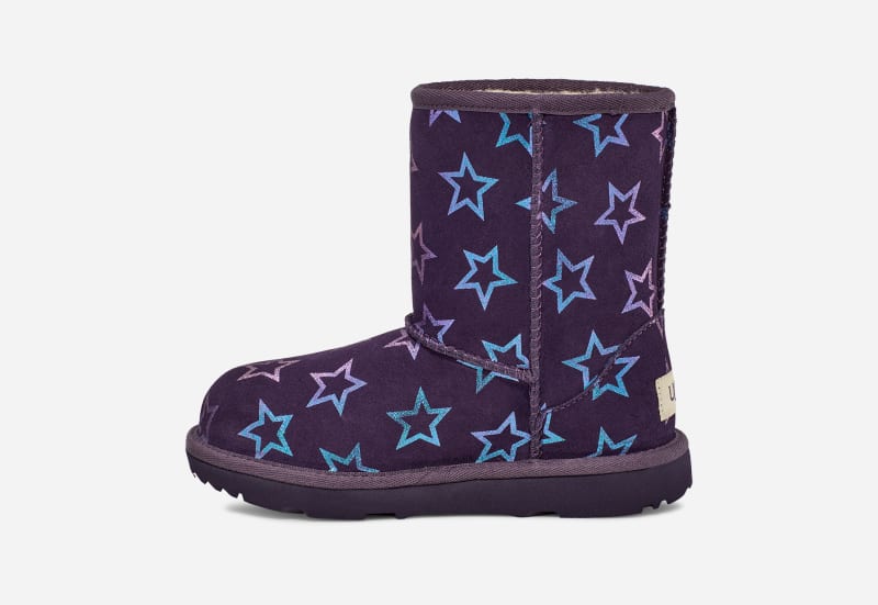 ® Kids' Classic II Iridescent Stars Suede Classic Boots in Nightshade/Purple Iridescent